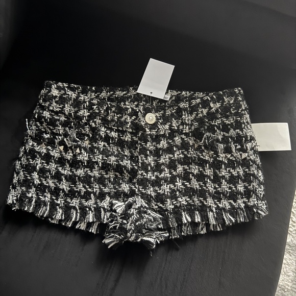 Girls shorts - Picture 3 of 7